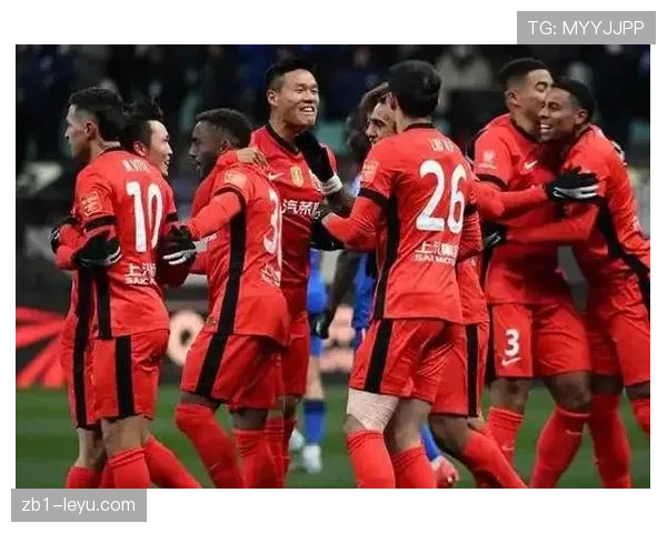 里昂引援补强，多位潜力新星加盟提升球队竞争力