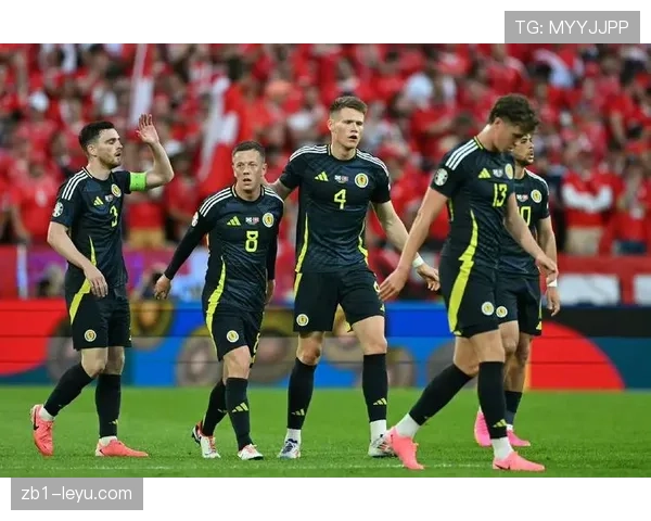 历史性乌龙球改写战局,欧洲杯上演戏剧性转折 历史性乌龙球改写战局,欧洲杯上演戏剧性转折