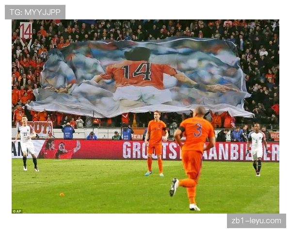 克鲁伊夫战术体系革新精神重塑现代足球格局 克鲁伊夫战术体系革新精神重塑现代足球格局