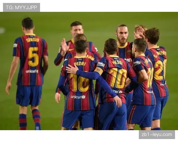 西甲新赛季门票热销,球迷热情高涨引关注 西甲新赛季门票热销,球迷热情高涨引关注